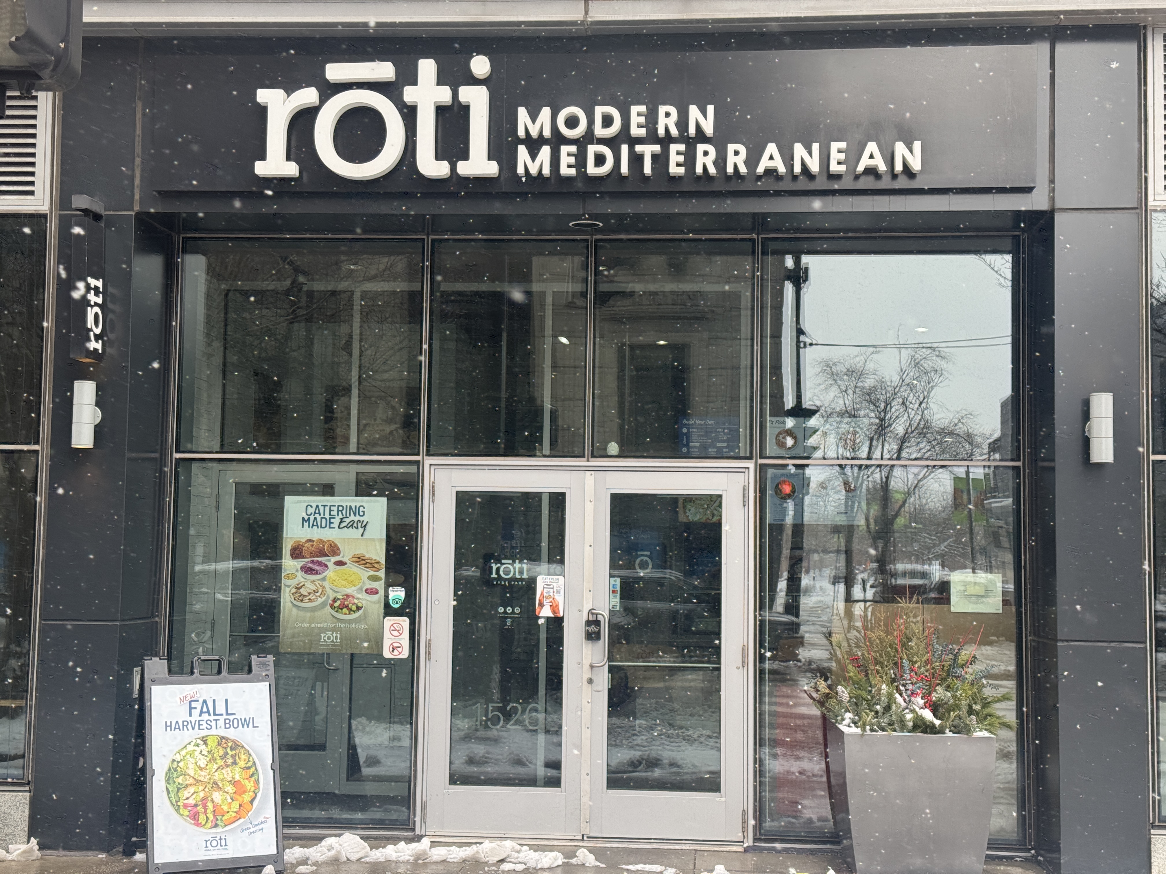 Business Growth Capital — Roti Modern Mediterranean, Hyde Park (real Chapter 11 restart)